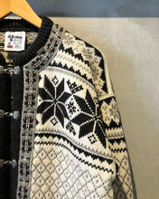 画像をギャラリービューアに読み込む, VOSS-Knit cardigan-(Lady’s size L,Men’s size S)Made in NORWAY