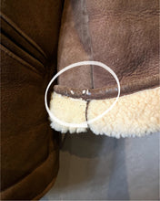 画像をギャラリービューアに読み込む, Unknown-Mouton Coat