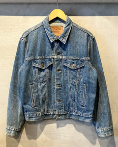 90’s Levi’s 70506-0217-Denim jacket-(size 38)Made in U.S.A.