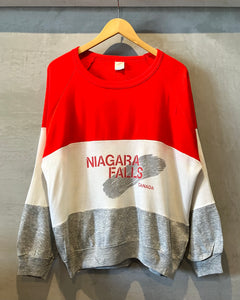 Canadiana-Sweat-(size L)Made in CANADA