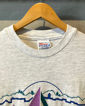 画像をギャラリービューアに読み込む, Hanes-T-shirt-(size M)Made in U.S.A.
