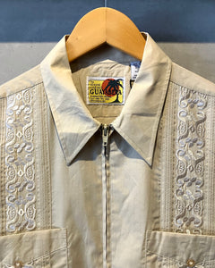 GUAYABERA-Cuba shirt-(size M)