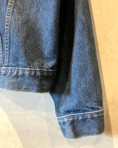 Levi’s 70505 0217-Denim jacket-(size 46)Made in U.S.A.