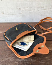 画像をギャラリービューアに読み込む, DOONEY＆BOURKE-Leather mini bag-Made in U.S.A.
