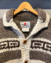 画像をギャラリービューアに読み込む, Canadian Sweater Company-Cowichan jacket-Made in CANADA
